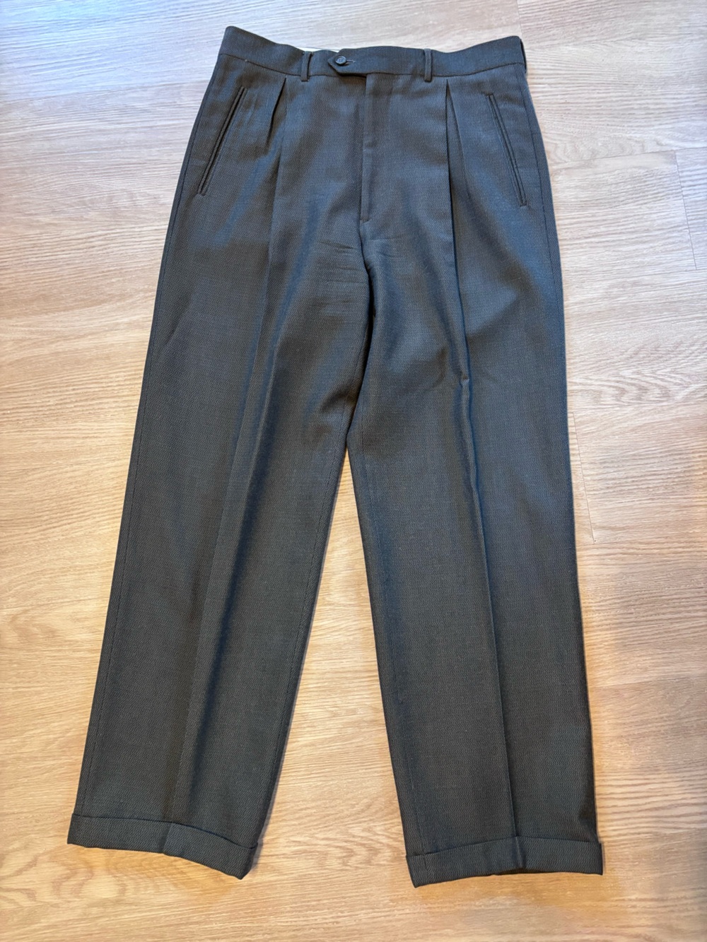 VTG MANI Giorgio Armani Men’s 34x32 Wool Pleated Trouser Pants Slacks Italy 80’s